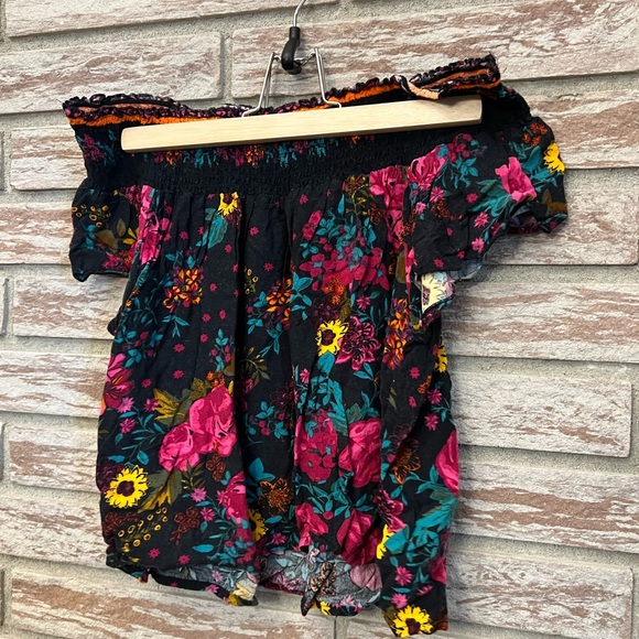 Rue 21 Floral Off the Shoulder Crop Top - Picture 8 of 10